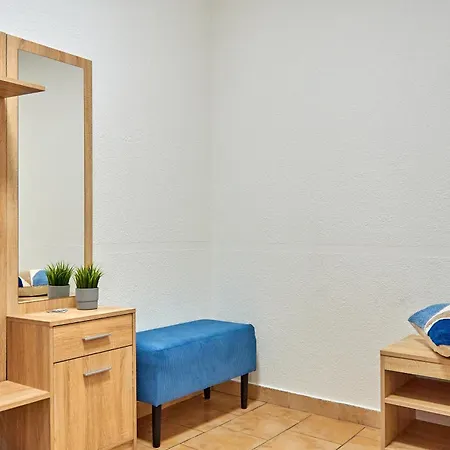Apartment яскраві сучасні для молодих та активних