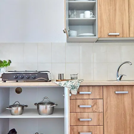 Apartment яскраві сучасні для молодих та активних