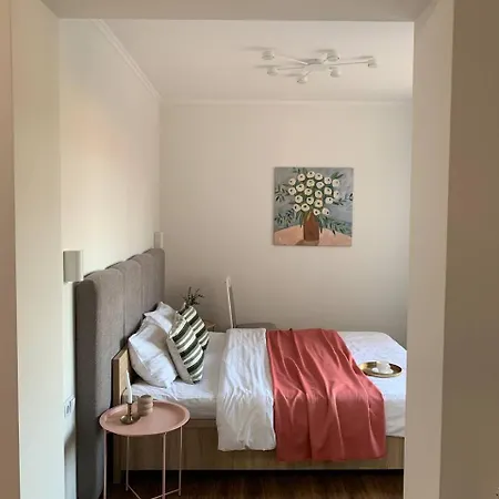 яскраві сучасні для молодих та активних Apartment